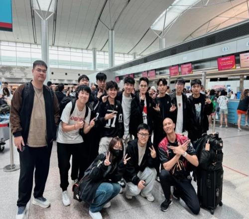 启程出征MSI！GAM发布队伍机场合照：大家温哥华见啦