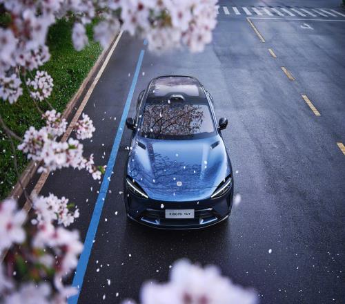 继续挑战ModelY！雷军：就产品力来说，我特别有信心