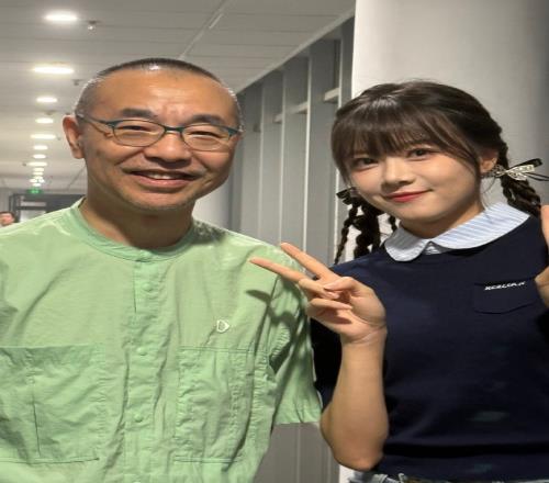 骆歆分享与刘仪伟合照：小时候的御前四宝看了好多遍都不腻！