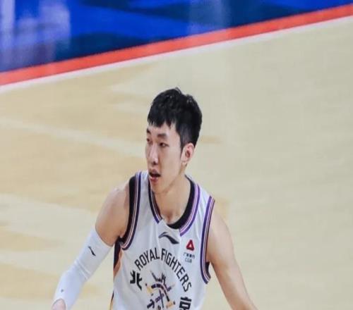 输广厦发布会！张庆鹏力挺罗汉琛，谈沈梓捷伤势，仍甩锅球员！