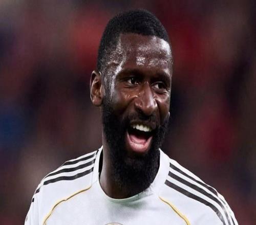 记者：吕迪格膝盖不适出战马竞存疑，赫伊森可能搭档阿森西奥