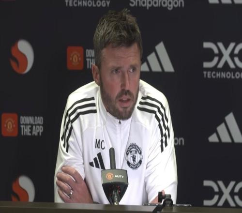 卡里克：我的任何决定都不会只是短期的我很享受和梅努共事