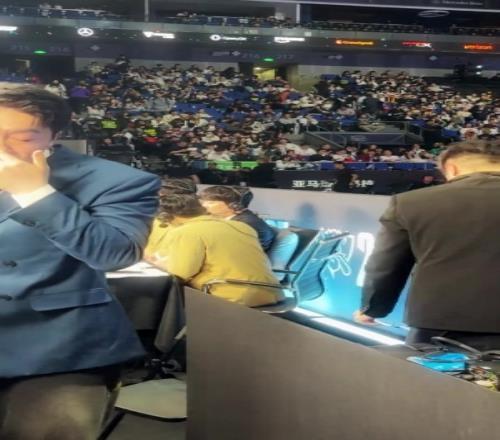 太可惜了就差那么一点点！管泽元与米勒赛后泪洒解说席