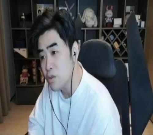 LPL缅北北川经纪人锐评朱开LPL青训基地：2026第六天听到的最好笑的冷笑话