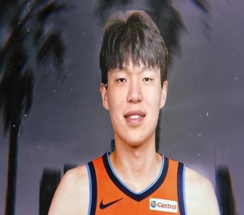 场均接近两双！杨瀚森还有机会，能打NBA全明星