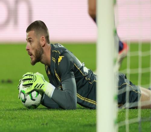 彰显信任，罗体：佛罗伦萨已将队长袖标交给了德赫亚