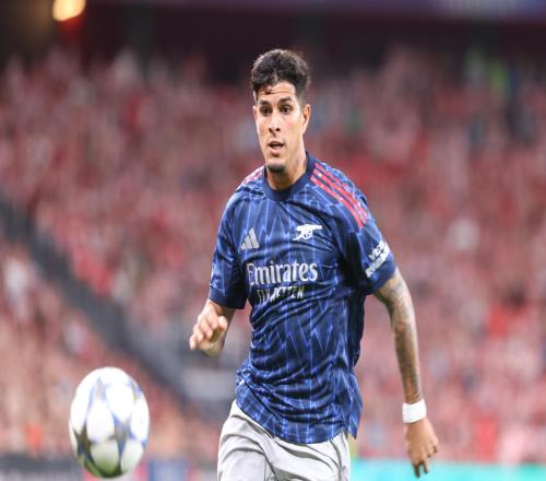 30！阿森纳火爆10连胜，8场零封，欧冠升至第2，15岁新星创纪录