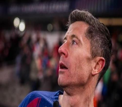 37岁153天，莱万成为欧冠历史第6年长进球球员