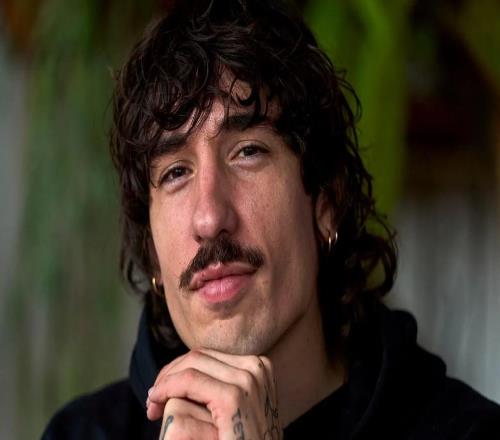 贝莱林：我在网上受到过死亡威胁很渴望体验大学生活