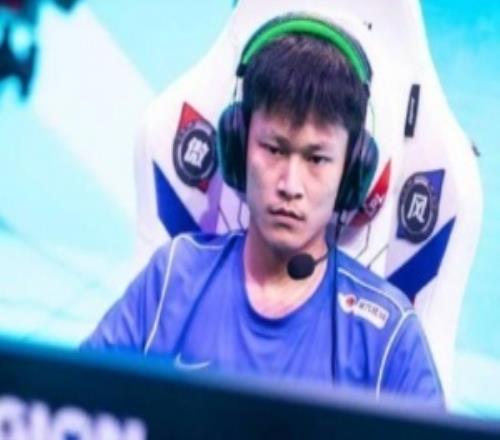 劣迹斑斑网传小草包欠钱不还其教练无奈网上发文在线讨薪
