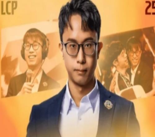 意料之外！CFO官宣多人离队后主教练Chawy更新动态：