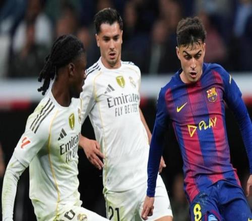 世体：伯纳乌南看台多次高喊侮辱口号，西甲联盟已向足协举报