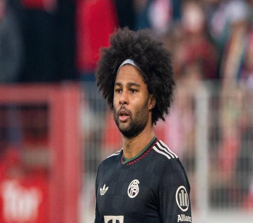 伦敦杀手！格纳布里3次欧冠客战伦敦球队斩7球1助攻