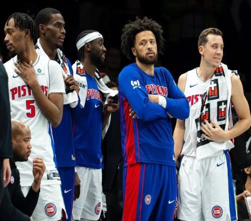 22分7板8助！30分4板8助！这就是活塞给他780万美金大合同的原因