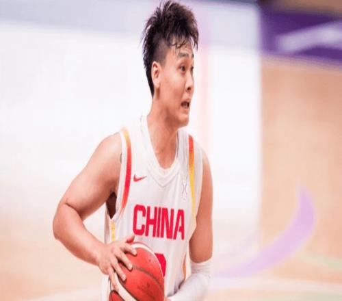 只剩3天！北京欲交易来男篮队长赵睿首钢已有3位顶薪需送走一人