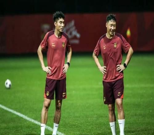 韩鹏差教练证泰山明年注重成绩鲁能系包圆土帅郑智接近西海岸