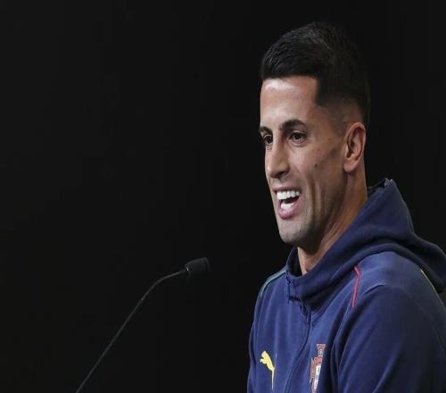 国米输了！31岁多面手加入巴萨，弗里克迎来强援