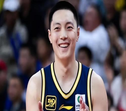 1分惜败，广东球迷质疑杜锋：明知那人不行，为何却偏偏要用