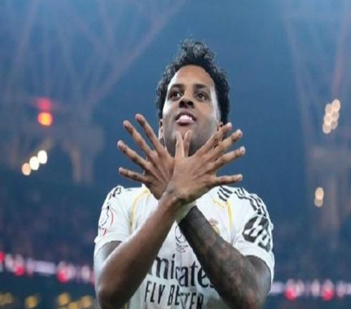 皇马25岁巨星成阿隆索救星！首发5场造6球，率队21进决赛争冠