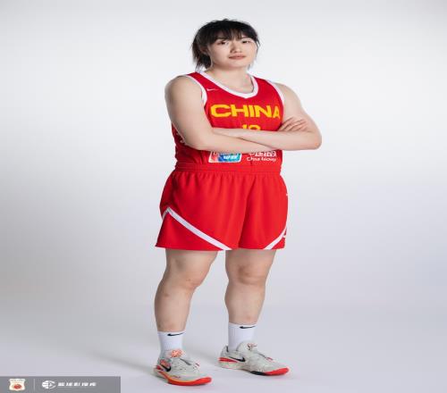 13分6板4助正负值+38！中国女篮球员罗欣棫当选本场最佳球员