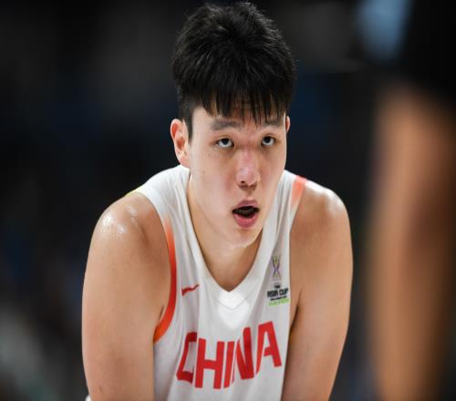 媒体人：现在中国篮球一荣俱荣男篮需要杨瀚森&曾凡博参加亚洲杯
