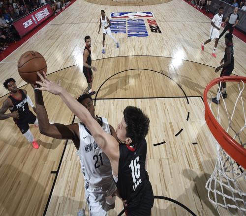 媒体人：鹈鹕两内线都是NBA轮换级对手这场对杨瀚森锻炼价值挺大