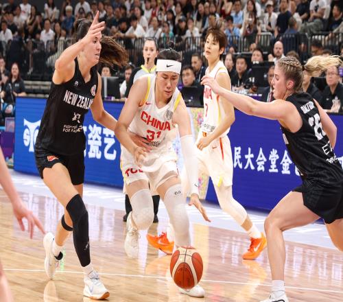 防守尖兵！贾赛琪送出5抢断6中1拿到3分4板2助