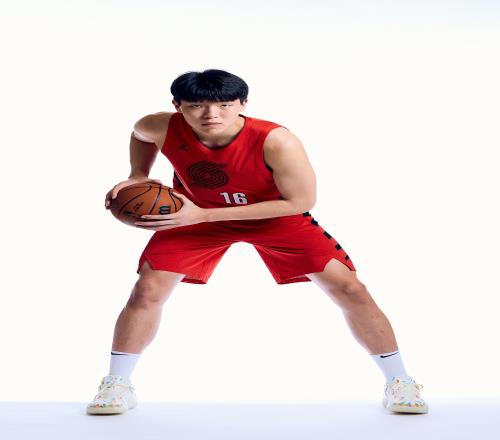 拓记：开拓者明确告诉我不可能让杨瀚森掉到16以下16都危险