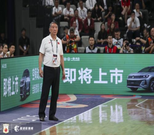 宫鲁鸣：亚洲杯对备战28年奥运会是个小考给我们自己打及格分数
