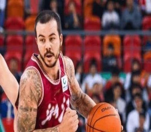 唉！全队68分本土60分，俩外援一个5分，一个3分，完全成“摆设”