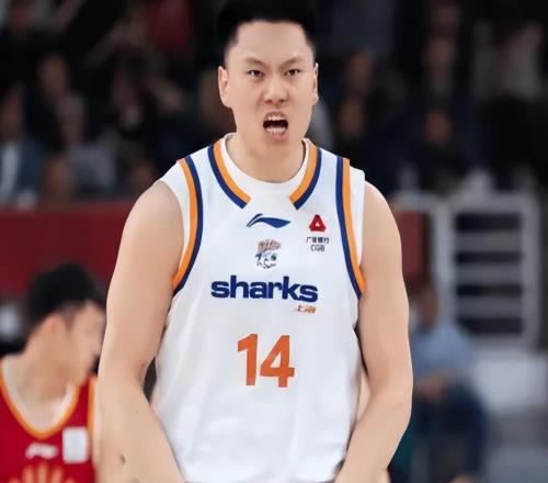 CBA最新积分榜：上海11连胜排第1，广东第3，北京第5，辽宁第9