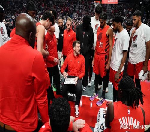 惊心动魄！开拓者败给马刺，杨瀚森再度被弃用！