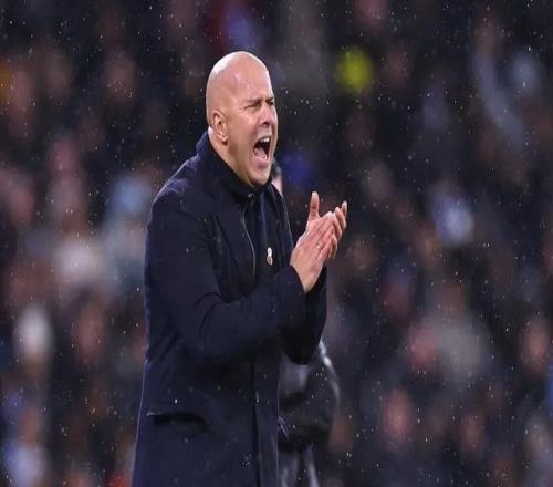 近11场8败！斯洛特收到最后通牒：未来两场不赢就下课