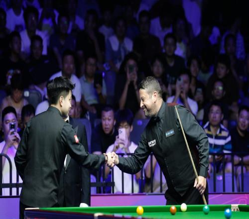 斯诺克武汉赛：赵心童2杆破百53史蒂文斯，小特、袁思俊晋级