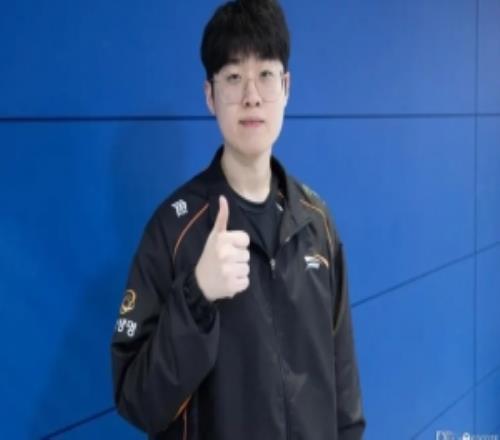 Zeus：预测T1进决赛听到珉炯哥来HLE有些不敢相信