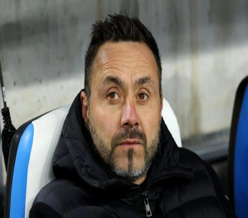 记者：图赫尔和德泽尔比是曼联心目中的人选，卡里克表现好也有机会转正