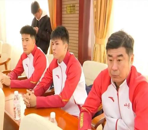 从夏到秋九轮不败，自北向南争取金牌，韩鹏率队参加全运会