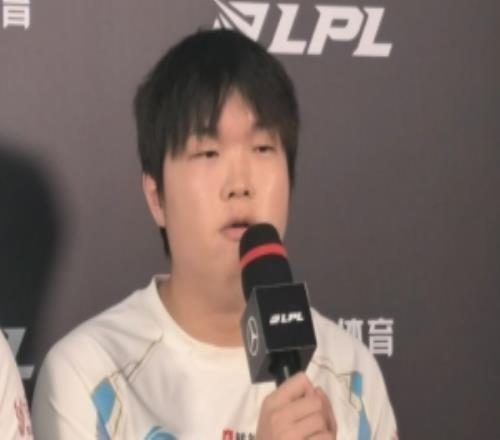 又骗我们！这比WE难打多了！Bin：还是有失误下次可以做的更好