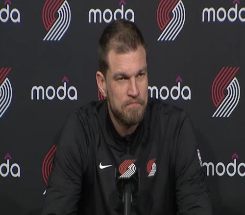 斯普利特：45中13的外线手感没法赢球，打得不好就得好好反思