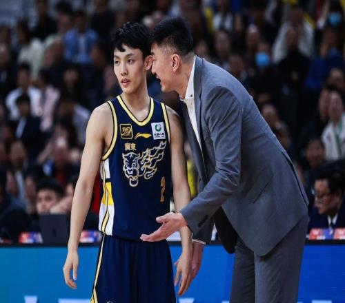 CBA杯赛八强确定其六，辽宁北京惨遭淘汰，广东上海山西晋级！