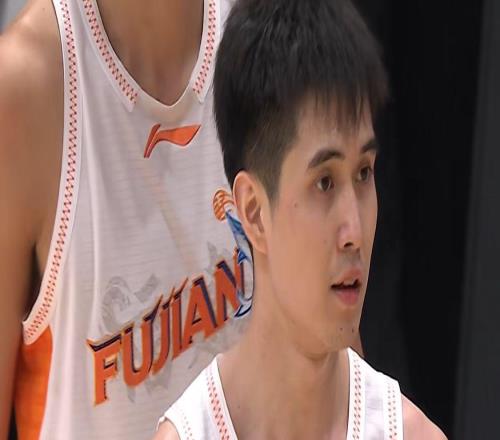 厉害！福建队小将轰出33分，三分球9中9，成为CBA第一人