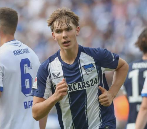 英媒：阿森纳领先德国神童争夺！曼城助枪手保住英超纪录！