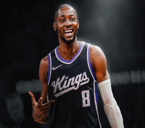 国王成唯一追求者！库明加市场比去年更冷清：球探称没人能看透他