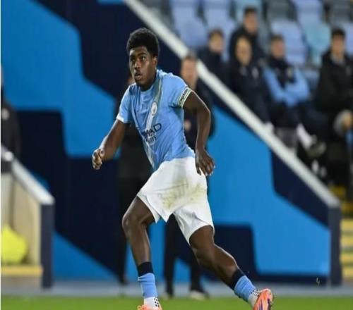 记者：谢周三有意租借曼城20岁小将杰登赫斯基