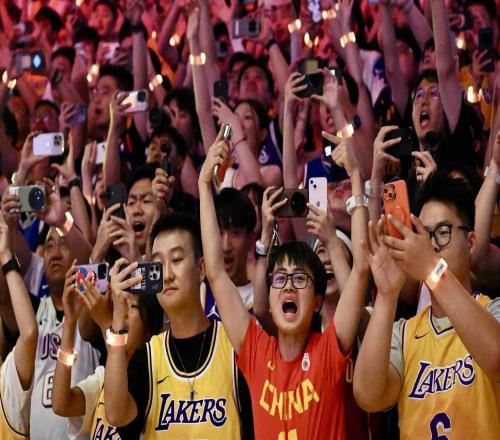 詹姆斯在成都结束本次中国行：重返中国意义重大，这里的活力深深激励了我！