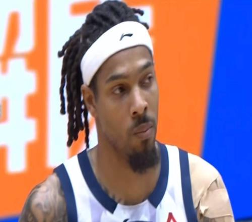 全队五人得分上双，山东高速男篮11683送四川29连败