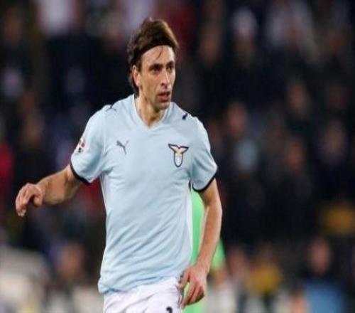前拉齐奥球员西维利亚：托蒂曾骂我基佬，我骂他绿帽男