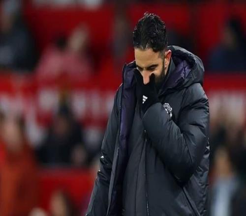 一场01！让英超争四又乱了：曼联3轮不胜+9队差3分，5大黑马搅局