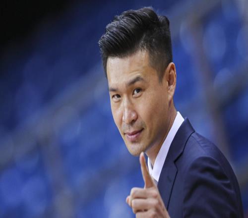 萨姆纳加盟广东霍楠暗示难携手朱芳雨：四川队正深陷低谷