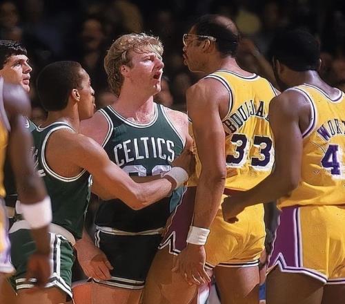 NBA总决赛先后9次四比零横扫，那抢七呢80年后就有8次